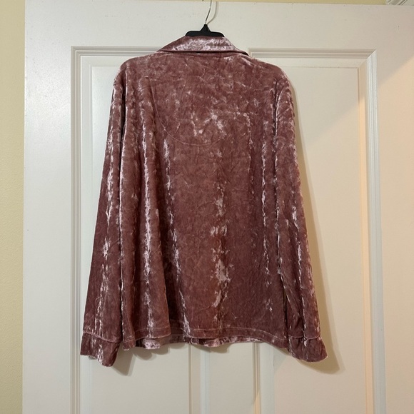 NWT Nicole Miller Crushed Velvet Mauve Fusion Pajama Top, Women’s size Small - Picture 3 of 11
